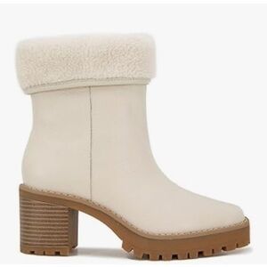 André Assous Milana 2-In-1 Fold Down
Bootie Boots / Shoes Linen, Size 6